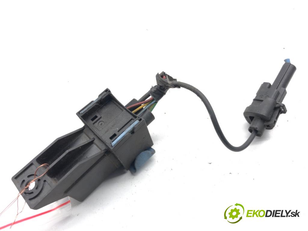 PEUGEOT 308 I liftback 2010 66 kW 1.6 HDi 1560 relé svíček žhavení 9640469680 (Relé)