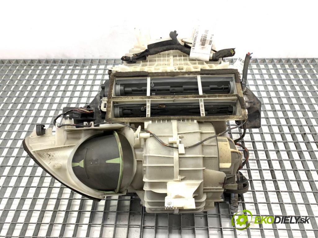 PEUGEOT 308 I liftback 2010 66 kW 1.6 HDi 1560 Výhrevné teleso, radiátor kúrenia komplet KOMBAJN 9655812280 (Radiátor kúrenia)