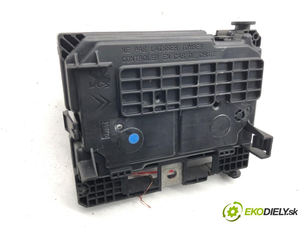 PEUGEOT 308 I liftback 2010 66 kW 1.6 HDi 1560 modul BSM 9667199680 (Řídící jednotka ostatní)