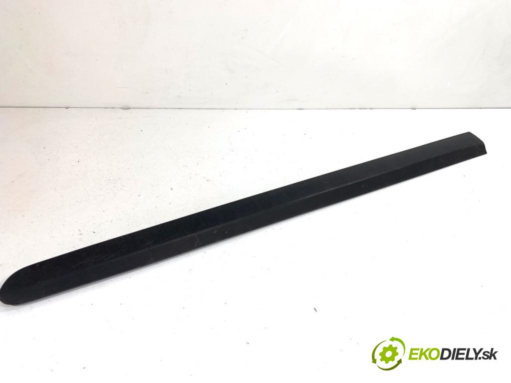 PEUGEOT 308 I liftback 2010 66 kW 1.6 HDi 1560 Lišta Dvere pravy predný 9680364580