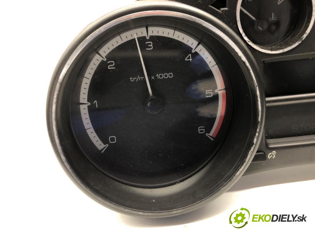 PEUGEOT 308 I liftback 2010 66 kW 1.6 HDi 1560 Prístrojovka 554001550316 (Prístrojová doska)