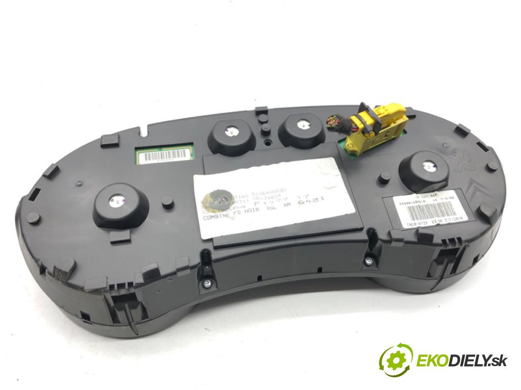 PEUGEOT 308 I liftback 2010 66 kW 1.6 HDi 1560 Prístrojovka 554001550316 (Prístrojová doska)