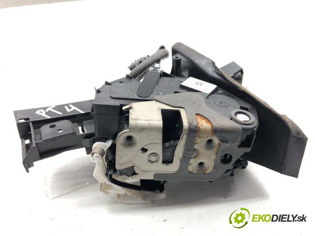 FORD FOCUS III Kombi 2016 92 kW 1.0 EcoBoost 998 zámok Dvere pravy zad BM5A-A26412-AG