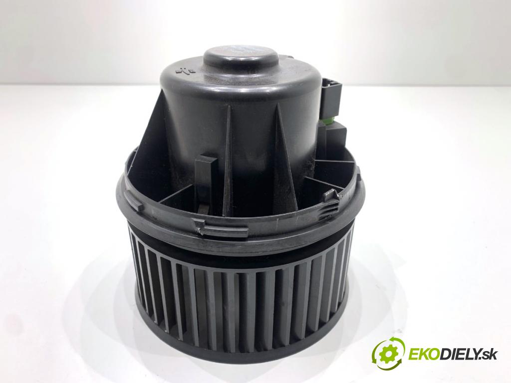 FORD FOCUS III Kombi 2016 92 kW 1.0 EcoBoost 998 ventilátor kúrenia AV6N-18456-AA