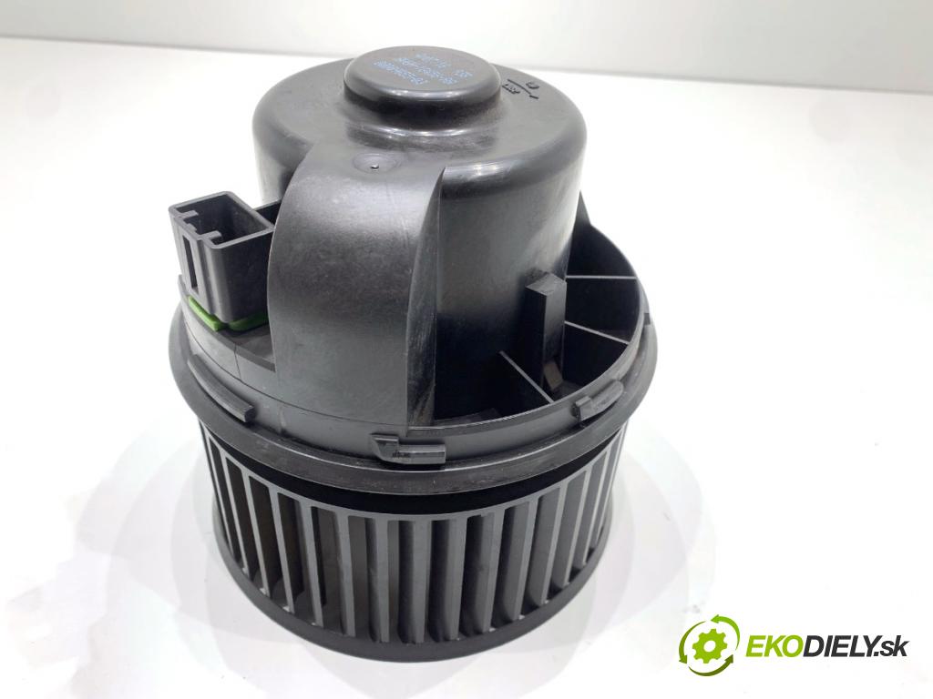 FORD FOCUS III Kombi 2016 92 kW 1.0 EcoBoost 998 ventilátor kúrenia AV6N-18456-AA