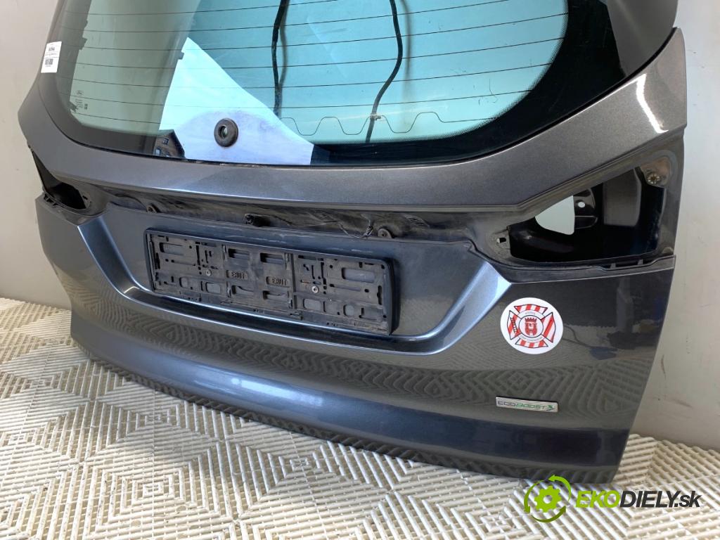 FORD FOCUS III Kombi 2016 92 kW 1.0 EcoBoost 998 kapota zad BF