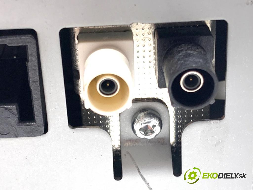 FORD FOCUS III Kombi 2016 92 kW 1.0 EcoBoost 998 RADIO F1BT-18C815-KK (Audio zařízení)