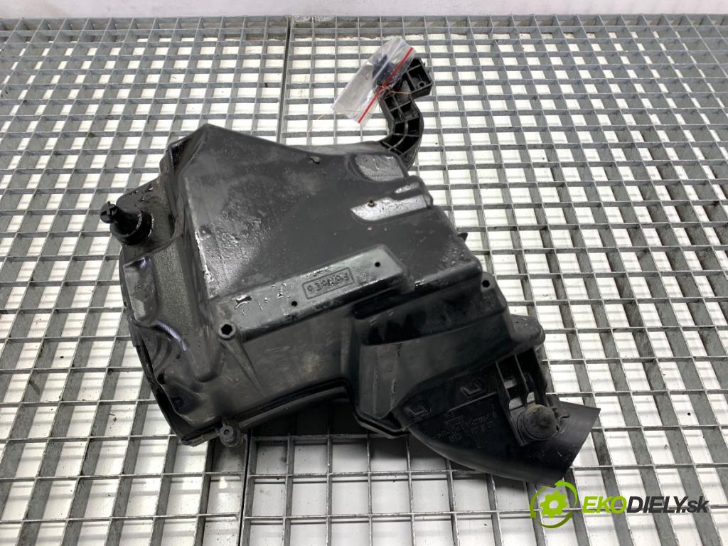 FORD FOCUS III Kombi 2016 92 kW 1.0 EcoBoost 998 obal filtra vzduchu AV61-9600-BG (Kryt vzduchového filtru)