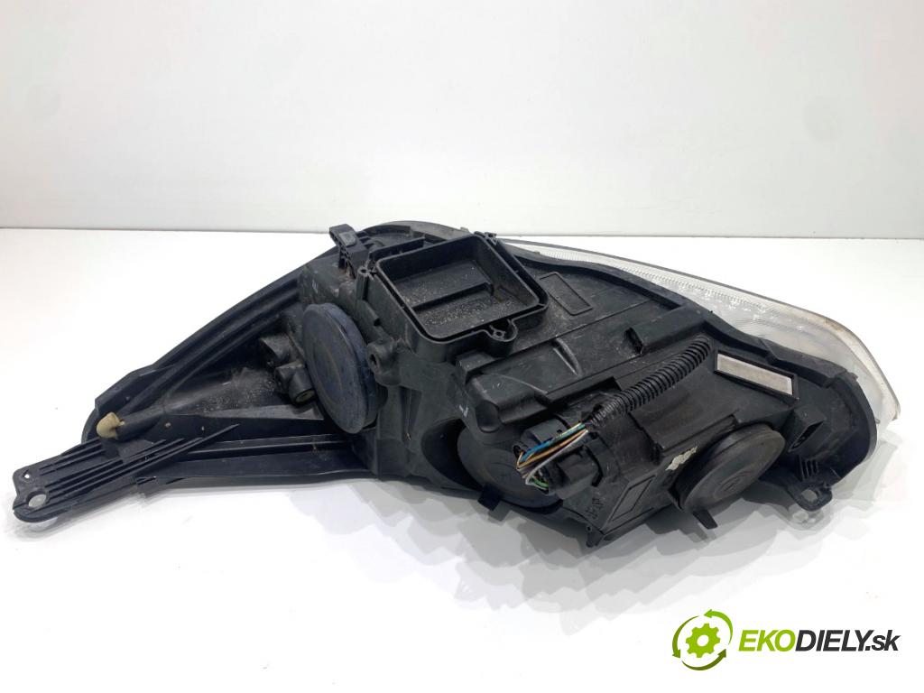 FORD FOCUS III Kombi 2016 92 kW 1.0 EcoBoost 998 světlomet pravý přední část F1EB-13W029-AC