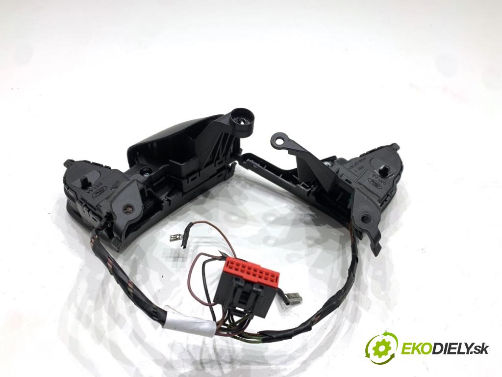 FORD FOCUS III Kombi 2016 92 kW 1.0 EcoBoost 998 SPÍNAČE: volantu F1ET-14K147-CB