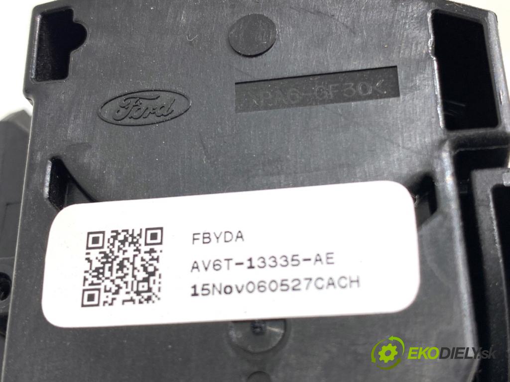 FORD FOCUS III Kombi 2016 92 kW 1.0 EcoBoost 998 přepínač kombinovaný F1ET-13N064-AC (Páčky pod volantem)