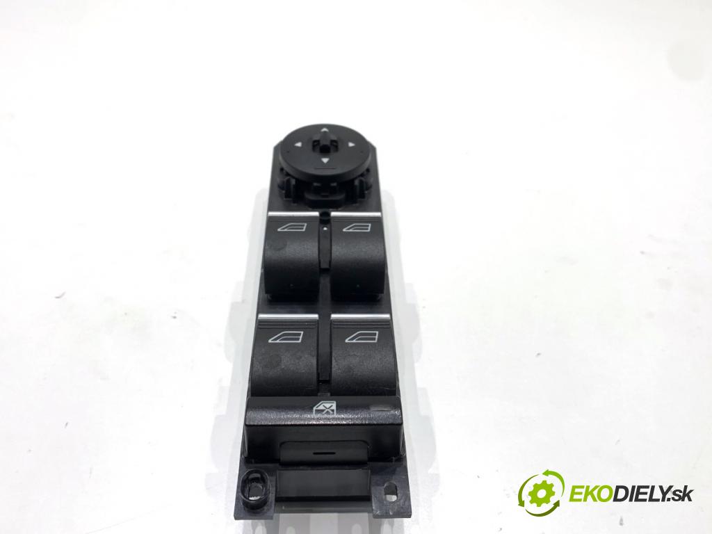 FORD FOCUS III Kombi 2016 92 kW 1.0 EcoBoost 998 přepínač oken F1ET-14A132-AB (Páčky pod volantem)