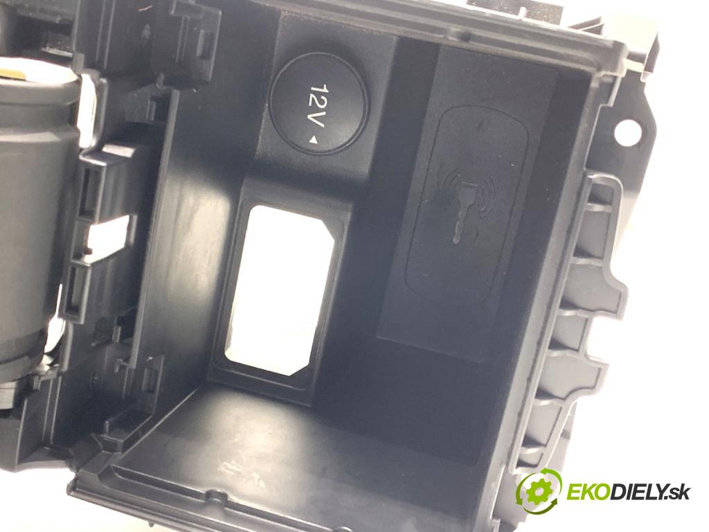 FORD FOCUS III Kombi 2016 92 kW 1.0 EcoBoost 998 Lakťová opierka 1427435XCB (Lakťová opierka)