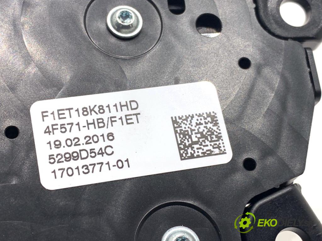 FORD FOCUS III Kombi 2016 92 kW 1.0 EcoBoost 998 Panel ovládania radia F1ET-18K811-HD (Prepínacie páčky pod volantom)