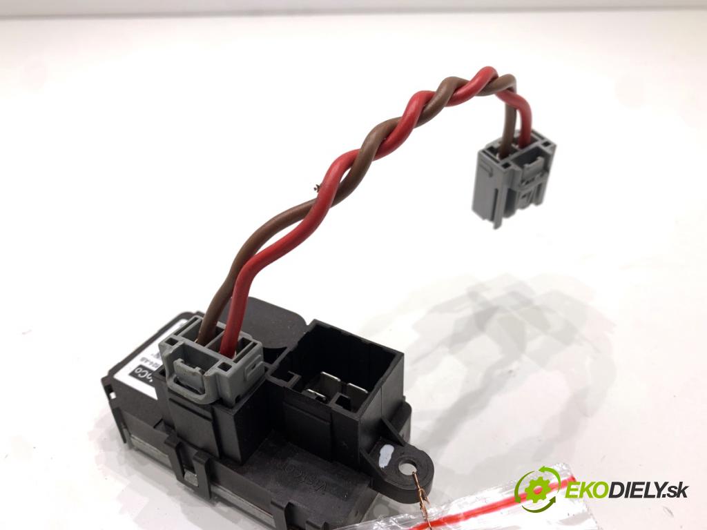 FORD FOCUS III Kombi 2016 92 kW 1.0 EcoBoost 998 Odpor, rezistor kúrenia vzduchu AV6N-19E624-AB (Odpor (rezistor) kúrenia)