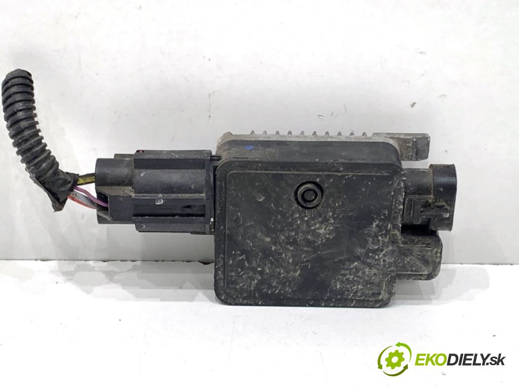 FORD FOCUS III Kombi 2016 92 kW 1.0 EcoBoost 998 modul ventilátoru 940002906