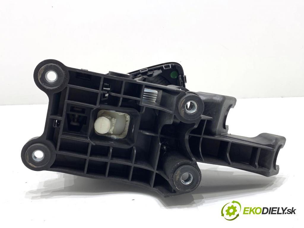 FORD FOCUS III Kombi 2016 92 kW 1.0 EcoBoost 998 Kulisa  (Rýchlostná páka (kulisa))