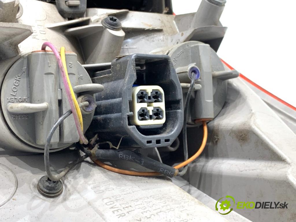 FORD FOCUS III Kombi 2016 92 kW 1.0 EcoBoost 998 světlo levý zadní část F1EB-13405-DA