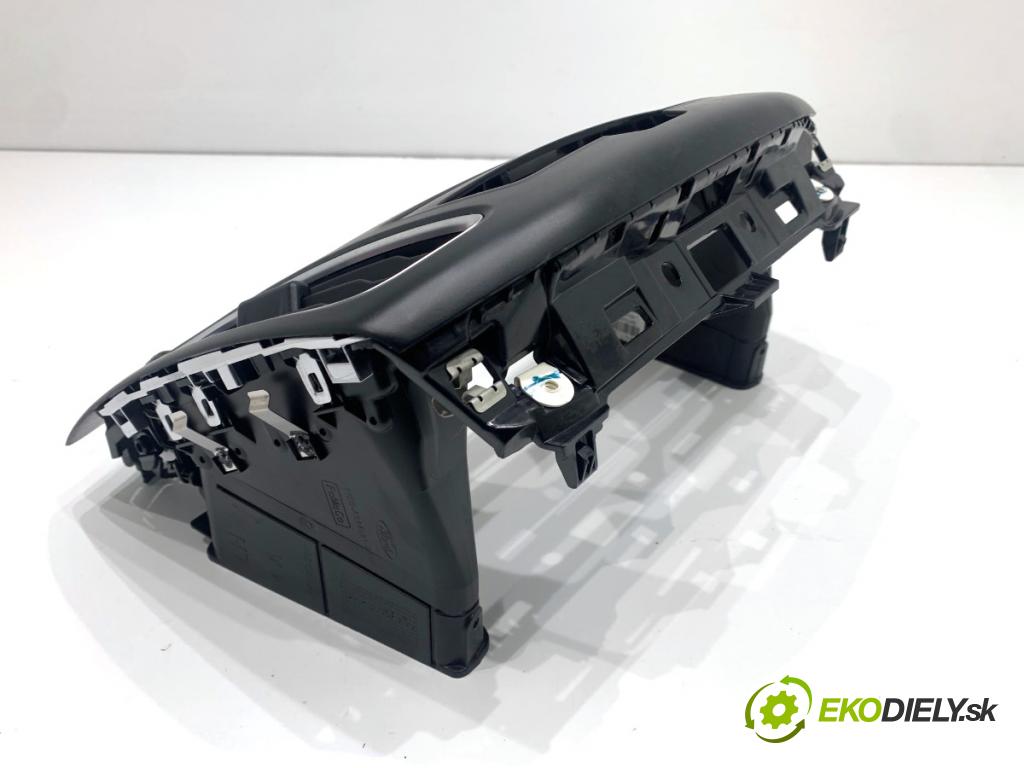 FORD FOCUS III Kombi 2016 92 kW 1.0 EcoBoost 998 Mriežky kúrenia predný F1EBA014L21BA