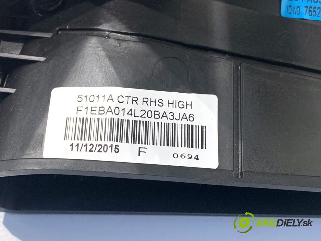 FORD FOCUS III Kombi 2016 92 kW 1.0 EcoBoost 998 Mriežky kúrenia predný F1EBA014L21BA