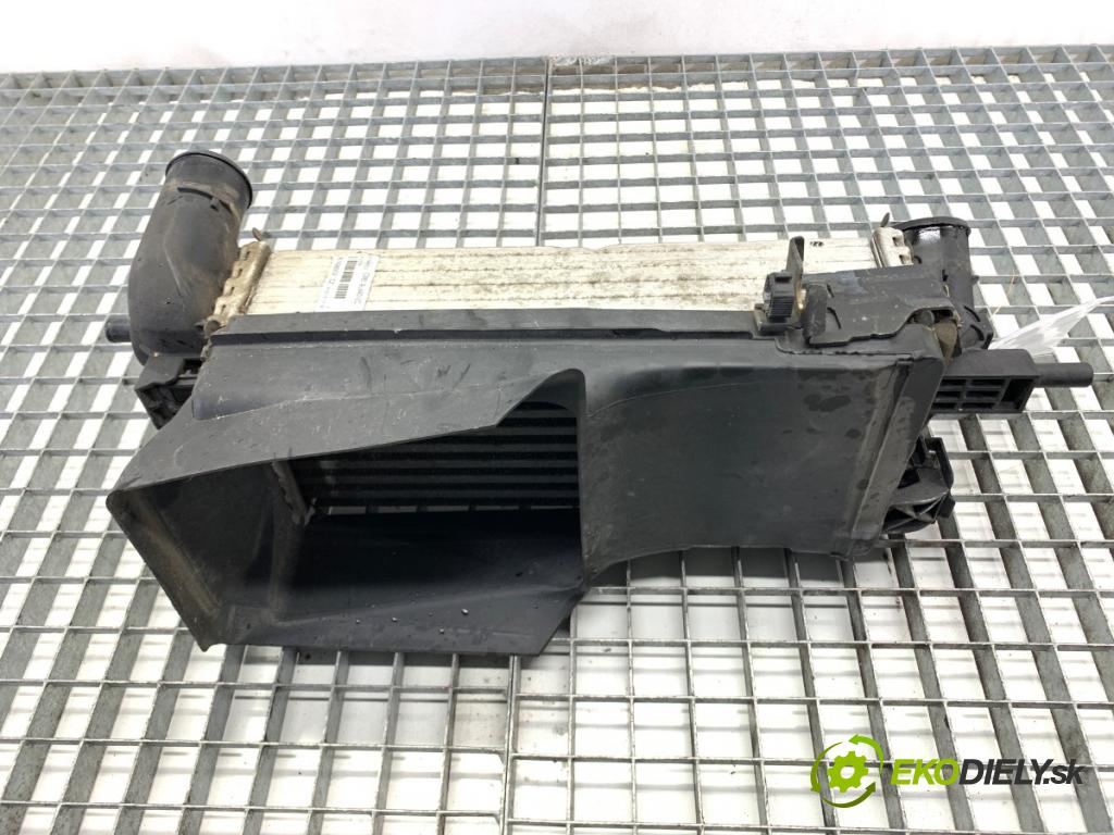 FORD FOCUS III Kombi 2016 92 kW 1.0 EcoBoost 998 intercooler CV61-9L440-VC (Intercooler (chladič stlačeného vzduchu))