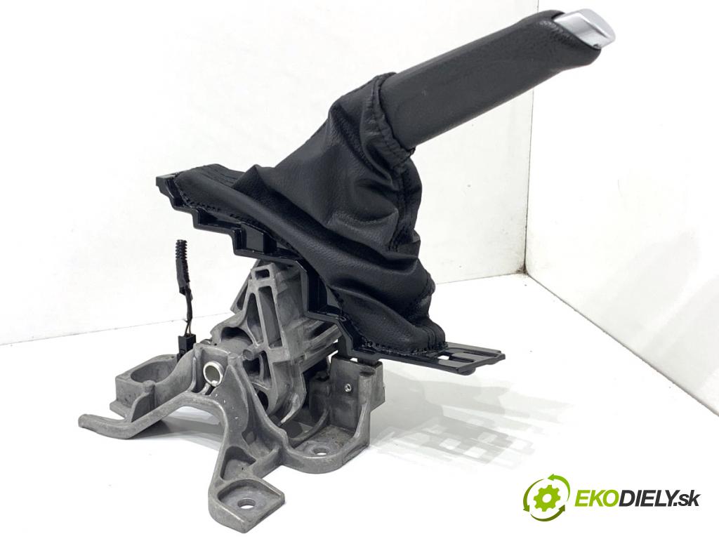 FORD FOCUS III Kombi 2016 92 kW 1.0 EcoBoost 998 Kulisa brzdy ručnej brzdy BV61-2780-CGW