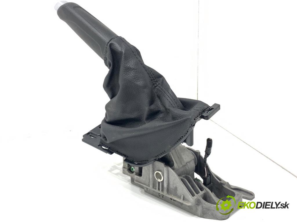 FORD FOCUS III Kombi 2016 92 kW 1.0 EcoBoost 998 Kulisa brzdy ručnej brzdy BV61-2780-CGW