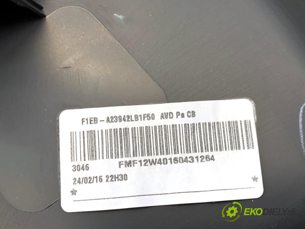 FORD FOCUS III Kombi 2016 92 kW 1.0 EcoBoost 998 čalúnenie Dvere pravy predný