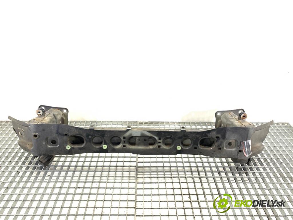 FORD FOCUS III Kombi 2016 92 kW 1.0 EcoBoost 998 výztuha nárazníka přední část F001-72803 (Přední výztuha)