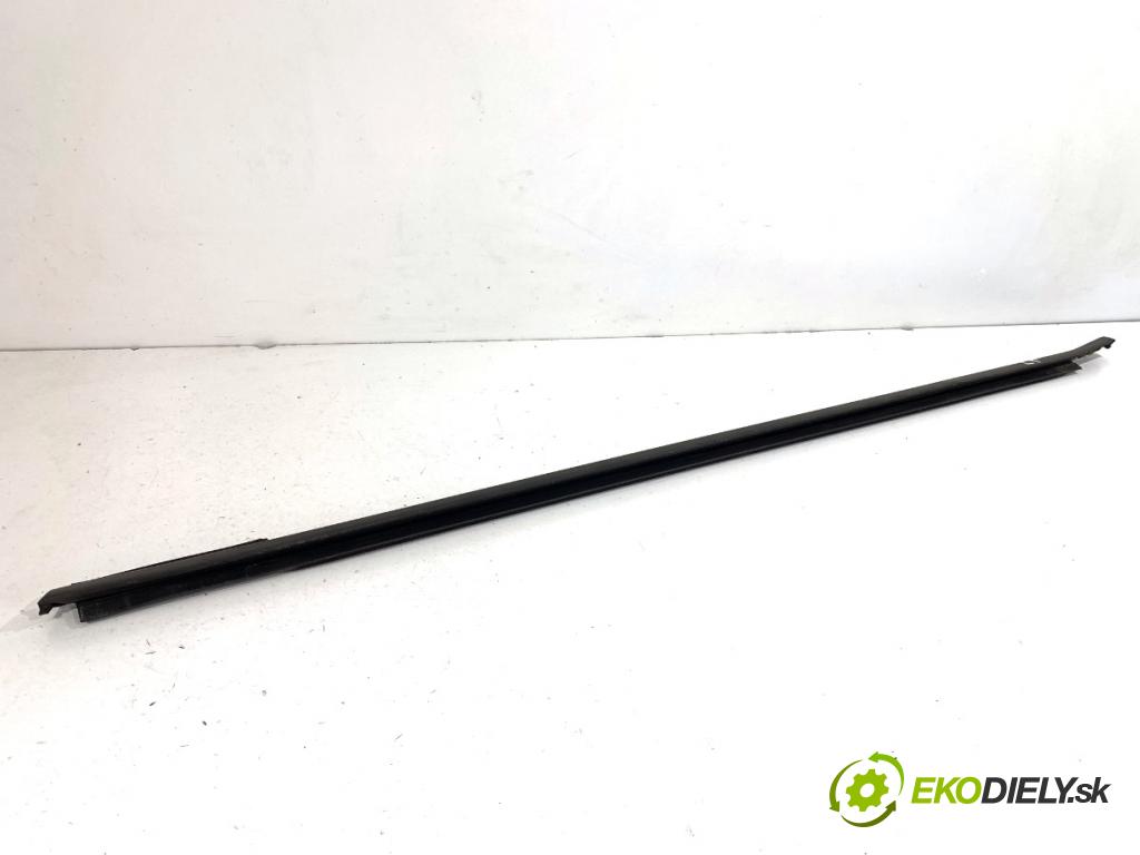 FORD FOCUS III Kombi 2016 92 kW 1.0 EcoBoost 998 Lišta Sbírání: predný ľavy