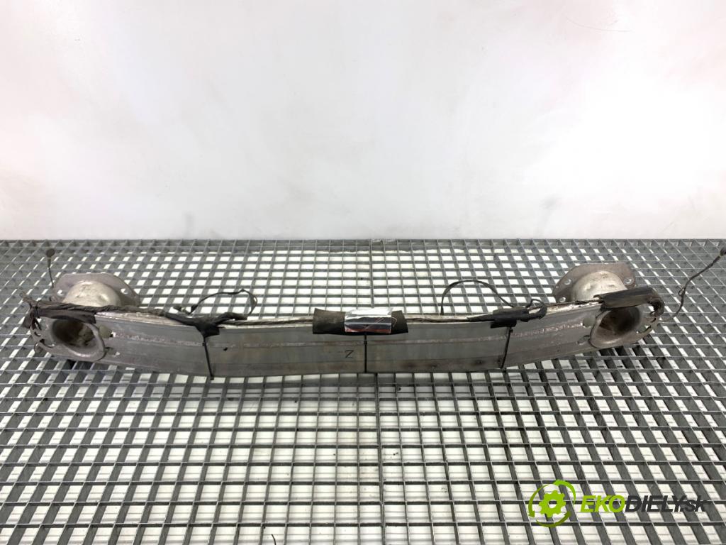 LEXUS IS sedan 2015 180 kW 200t (ASE30) 1998 výztuha nárazníka zadní část  (Zadní výztuha)