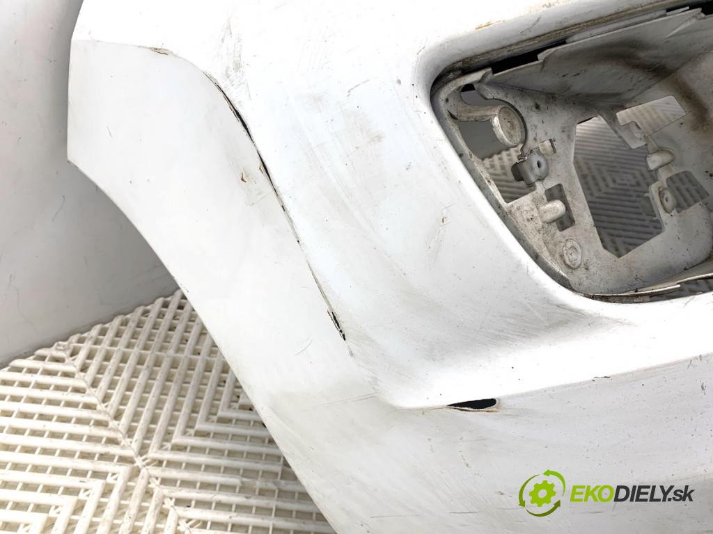 PEUGEOT 207 Kombi 2009 66 kW 1.6 HDi 1560 Nárazník predný  (Kľučka dverí ostatné)