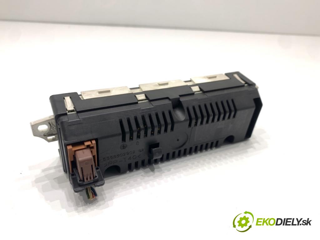 PEUGEOT 207 Kombi 2009 66 kW 1.6 HDi 1560 Dislpej 5555502902 (Prístrojová doska)