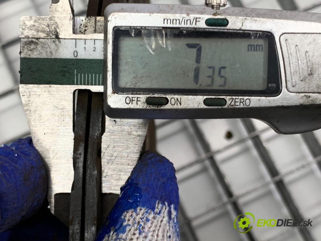 PEUGEOT 207 Kombi 2009 66 kW 1.6 HDi 1560 spojková sada bez ložiska 9639780480 (Spojková sada)