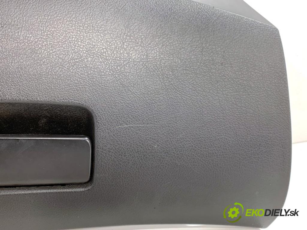 PEUGEOT 207 Kombi 2009 66 kW 1.6 HDi 1560 Priehradka, kastlík spolujazdca 9654373777 (Priehradka (kastlík))