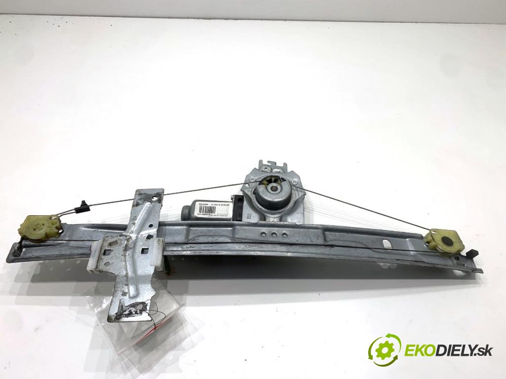 PEUGEOT 207 Kombi 2009 66 kW 1.6 HDi 1560 Mechanizmus okna ľavy predný 402315B