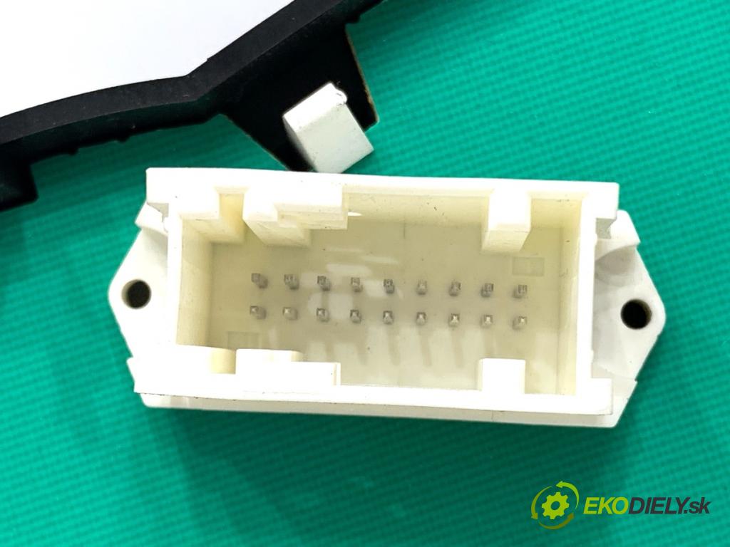 PEUGEOT 207 Kombi 2009 66 kW 1.6 HDi 1560 prístrojovka 9666133180 (Přístrojová deska)