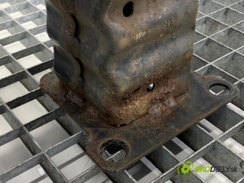 PEUGEOT 207 Kombi 2009 66 kW 1.6 HDi 1560 výztuha nárazníka přední část  (Přední výztuha)