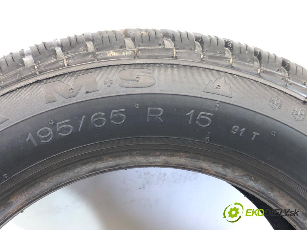 --- ---      PNEUMATIKA: zima 2X 195/65 15"