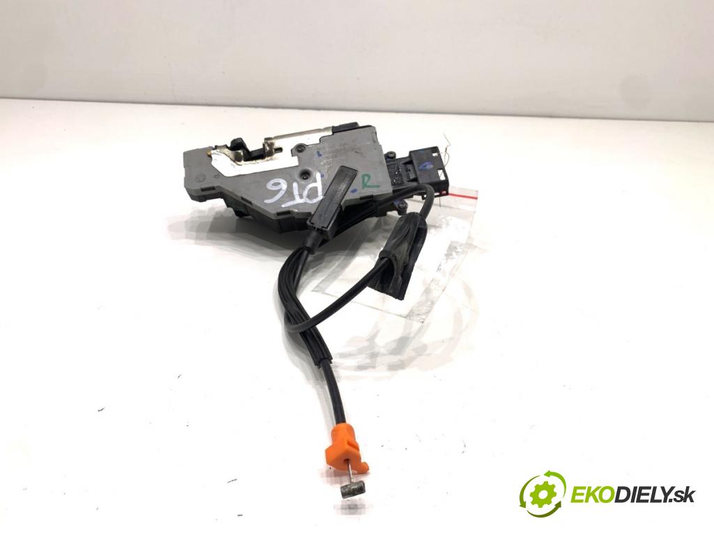 CITROEN C4 PICASSO I nadwozie wielkoprzestrzenne (MPV) 2007 80 kW 1.6 HDi 1560 zámok Dvere pravy zad 24099158