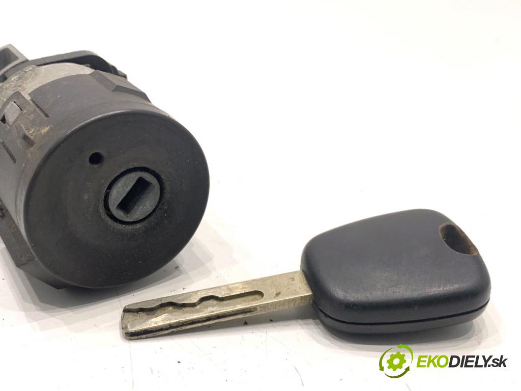 CITROEN C4 PICASSO I nadwozie wielkoprzestrzenne (MPV) 2007 80 kW 1.6 HDi 1560 spinačka 9663123380 (Spínacia skrinka)