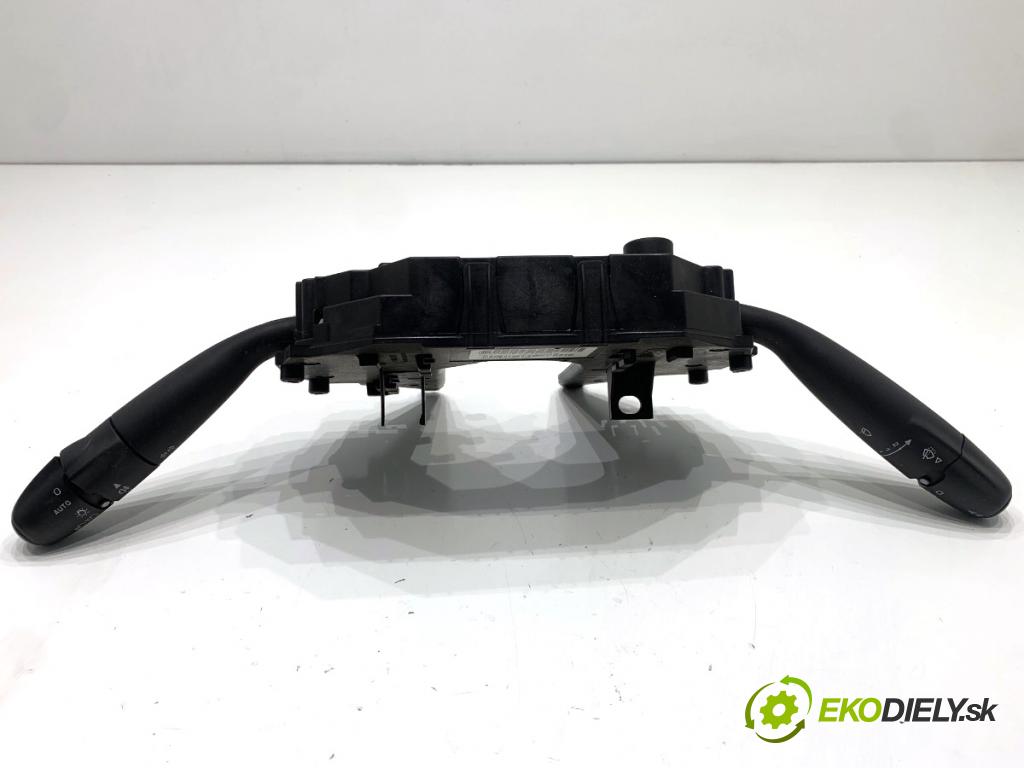 CITROEN C4 PICASSO I nadwozie wielkoprzestrzenne (MPV) 2007 80 kW 1.6 HDi 1560 Prepínač kombinovaný 96627926XT (Prepínacie páčky pod volantom)