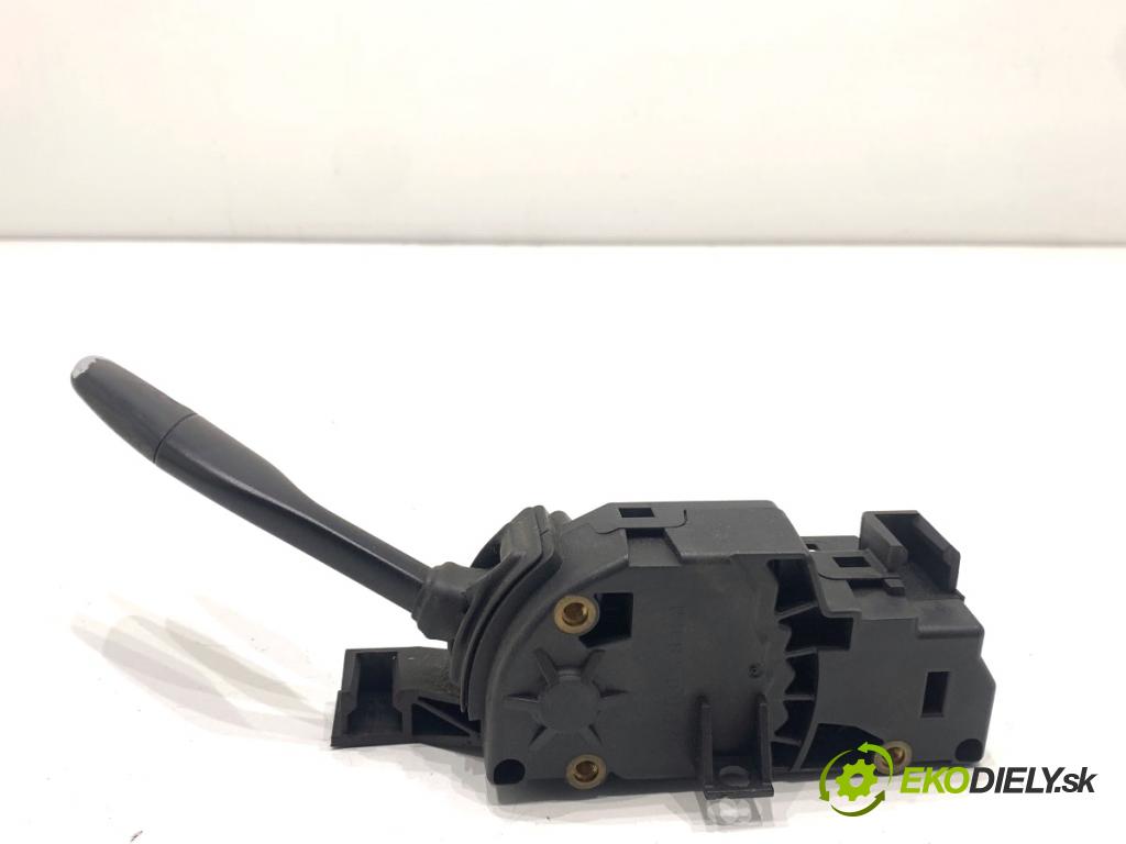 CITROEN C4 PICASSO I nadwozie wielkoprzestrzenne (MPV) 2007 80 kW 1.6 HDi 1560 kulisa 965852897 (Řadicí páka (kulisa) )