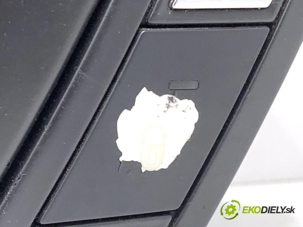 CITROEN C4 PICASSO I nadwozie wielkoprzestrzenne (MPV) 2007 80 kW 1.6 HDi 1560 mří topení přední část