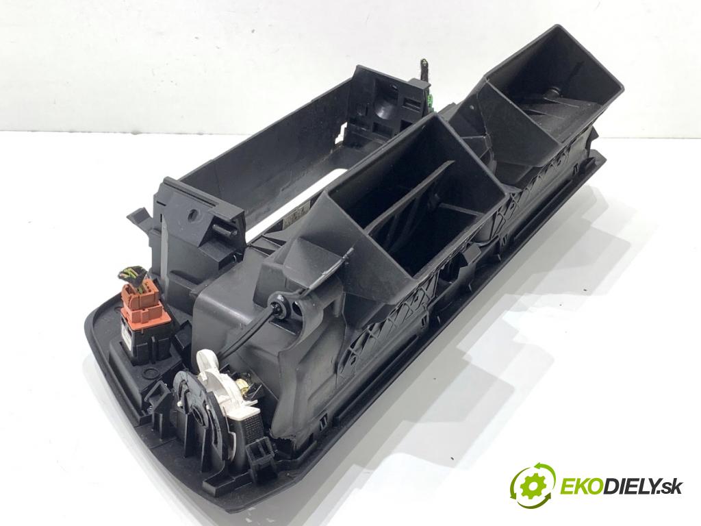 CITROEN C4 PICASSO I nadwozie wielkoprzestrzenne (MPV) 2007 80 kW 1.6 HDi 1560 mří topení přední část