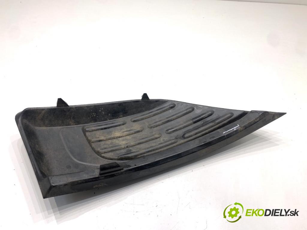 CITROEN C4 PICASSO I nadwozie wielkoprzestrzenne (MPV) 2007 80 kW 1.6 HDi 1560 Mriežky nárazníka pravy predný 9654196577