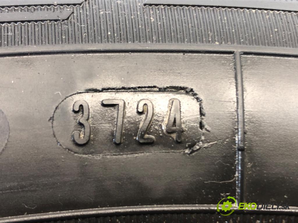 --- ---      PNEUMATIKY: PARA: VÍCENÁ SEZÓNA: 195/60 15" DĘBICA