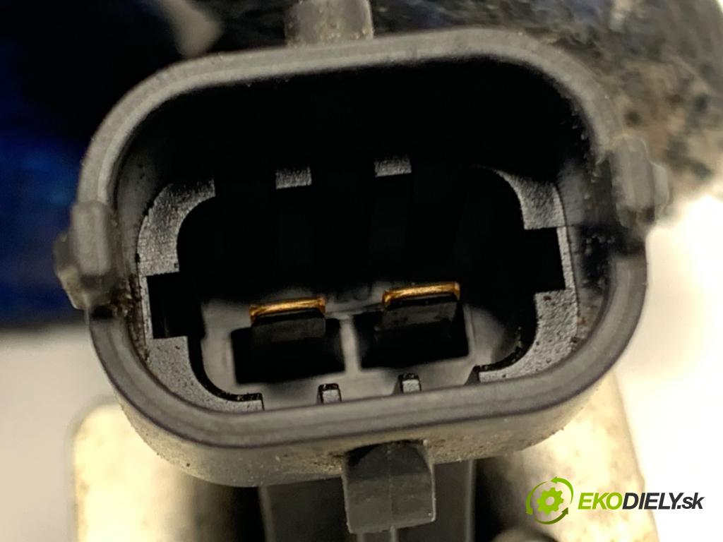 OPEL INSIGNIA A Kombi 2011 162 kW 2.0 Turbo (35) 1998 vstřikovač 0261500112 (Vstřikovač paliva)