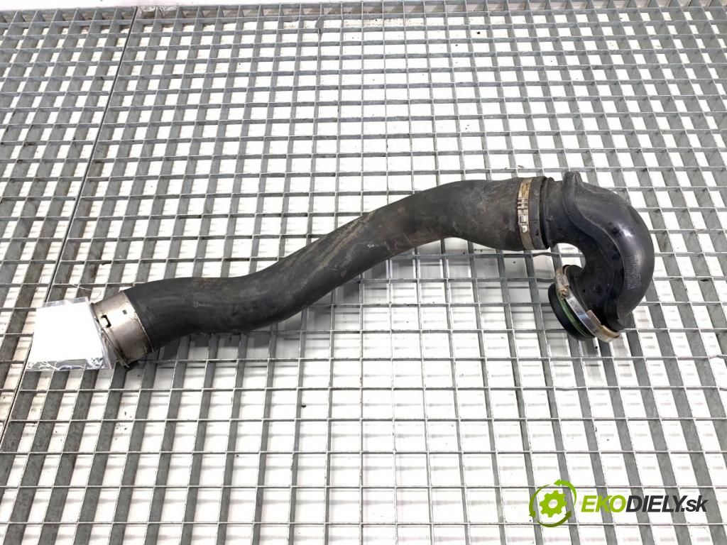 OPEL INSIGNIA A Kombi 2011 162 kW 2.0 Turbo (35) 1998 Rúra vzduchu VRBF20528