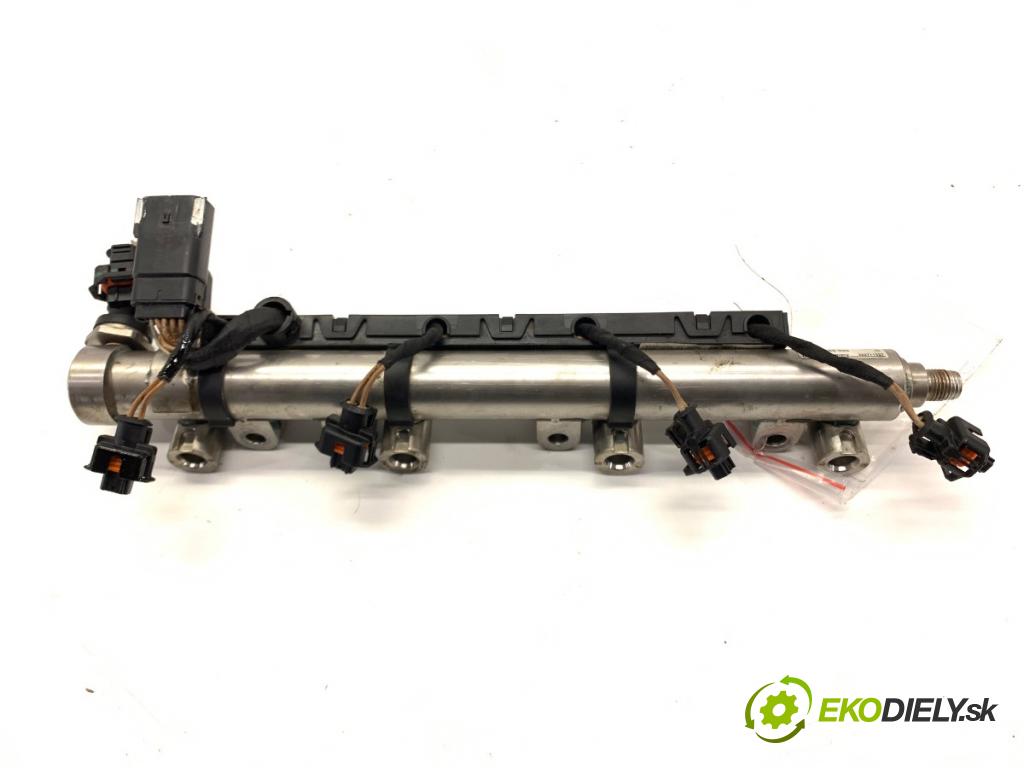 OPEL INSIGNIA A Kombi 2011 162 kW 2.0 Turbo (35) 1998 lišta vstřikovací 12621643 (Vstřikovací lišta)